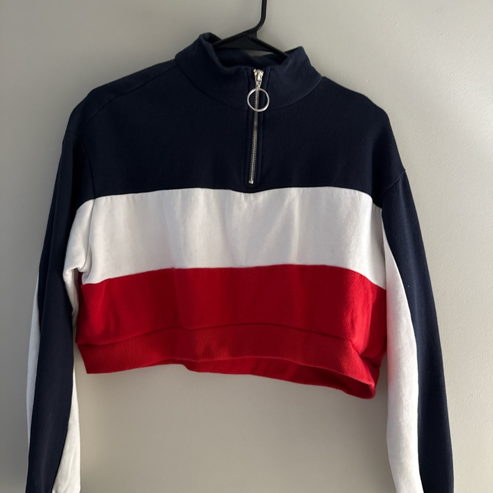 Forever 21 Blue and White Cropped Zippered Hoodie